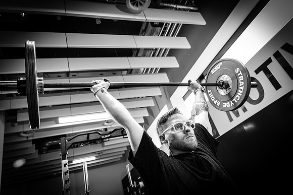 HINKS_PHOTO-060726_STRATH_SPORT_CALUM_SMALL_BW-9976